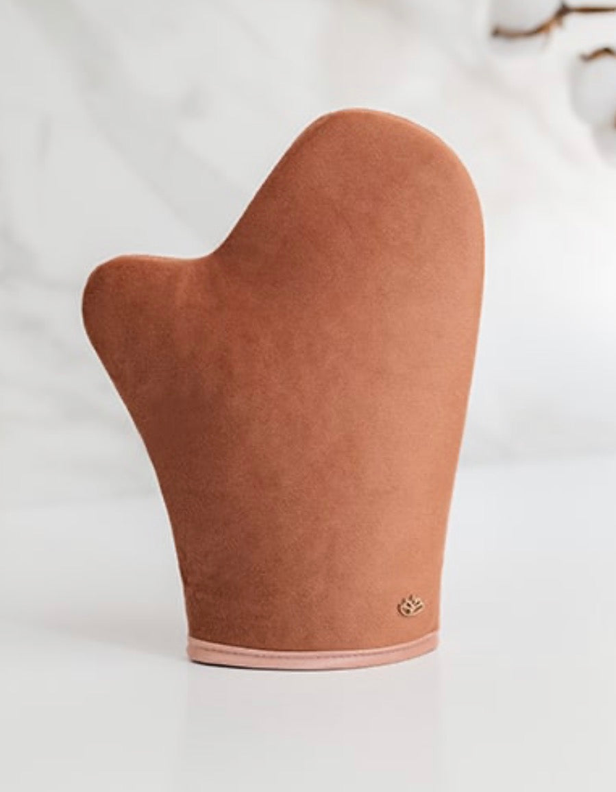COCOSOLIS - SOLIS | SELF-TANNING MITT
For ultimate results